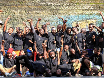 Education & encadrement et la réinsertion des jeunes et enfants défavorisés à travers la danse, Cliquez pour plus...